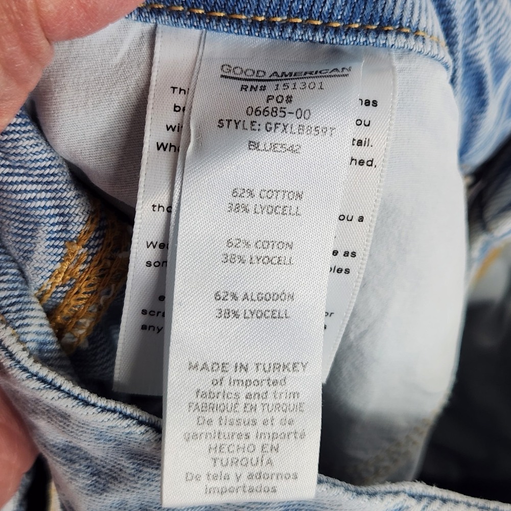 Good American Good 90's Relaxed Jean High Rise Distressed Straight Leg Size 6/28 - Picture 8 of 13